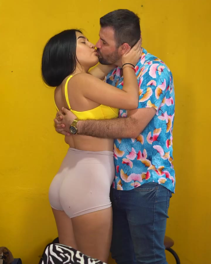 [COMPLETO] 0570H1114 S0088 Nunca dejes entrar a tu amigo mecanico a tu casa Vicky Salazar