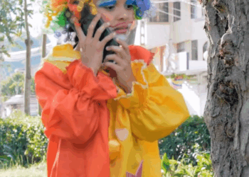 [COMPLETO] 0607H1030 S0083 Niña se disfrasa de payaso y descubre a su papá con otra mujer Estefany