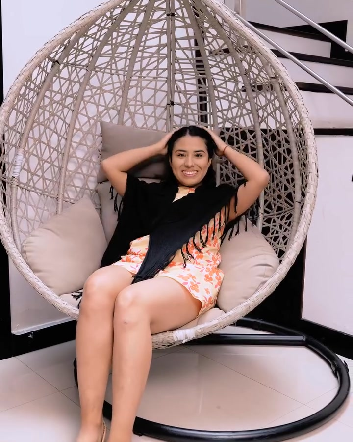 [COMPLETO] 0618H1030 S0083 La juzgaron por su forma de vestir sin conocer la verdad Estefany