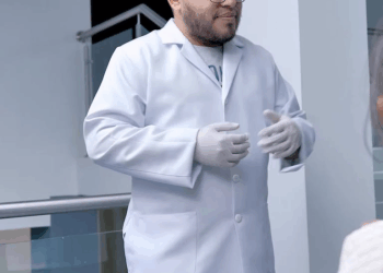 [COMPLETO] 0646H1030 S0083 Niña agarra comida ajena para alimentar a su familia Estefany