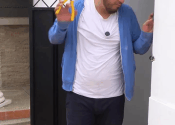 [COMPLETO] 0620H1114 S0088 Jefa se enamora de empleado de limpieza por esta extraña razón