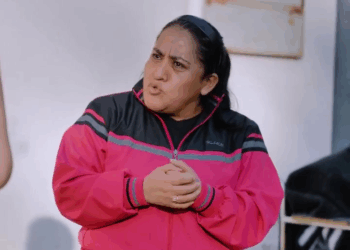 [COMPLETO] 0680H1030 S0083 Pequeña hace todo lo que está en sus manos por cuidar de su abuelito Estefany