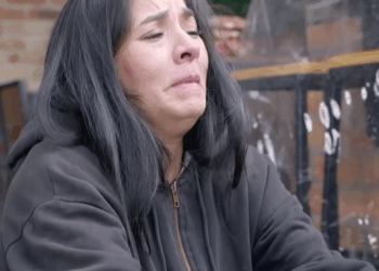 [COMPLETO] 0703H1030 S0083 Hizo esto en un restaurante sin imaginar que su hija estaría en ese lugar Estefany