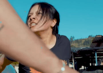 [COMPLETO] 0713H1030 S0083 Una persona que vivía en la calle hizo esto para SALVAR a un niño Estefany