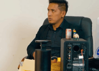 [COMPLETO] 0715H1030 S0083 Por necesidad acepto trabajar en este lugar sin pensar esto Estefany