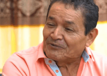 [COMPLETO] 0699H1114 S0088 Mientras pasaba en la comisaría trabajando, la esposa le ponía el cuerno Vicky Salazar