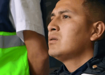 [COMPLETO] 0733H1030 S0083 Pol!cías hacían de las suyas hasta que les pasó esto Estefany