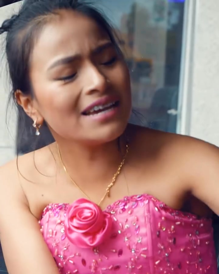 [COMPLETO] 0739H1030 S0083 Ayudaron a esta QUINCEAÑERA sin imaginar quien realmente era Estefany