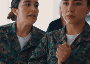 [COMPLETO] 0072H1030 En plena condecoración de este general, mujer milit4r le presento a su hijo recien nacido y confesó