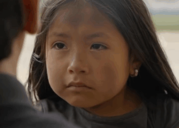 [COMPLETO] 0788H1030 S0083 Niña salva la vida de este hombre ciego, mira cual fue su recompensa Estefany