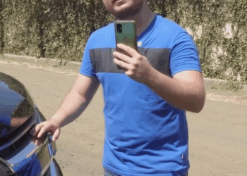 [COMPLETO] 0767H1114 S0089 Encuentra a su esposa saliendo de este lugar, mira lo que pasa La Mosquera Reflexiones