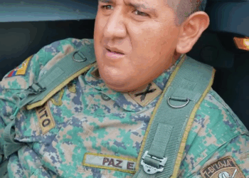 [COMPLETO] 0389H1030 S0083 Millonario interrumpió la pedida de mano a este militar y no pensó en las consecuencias Estefany