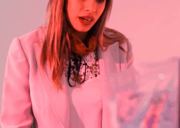 [COMPLETO] 0488H1030 S0083 Por estar en el celular la vida le quitó el ser más preciado Estefany