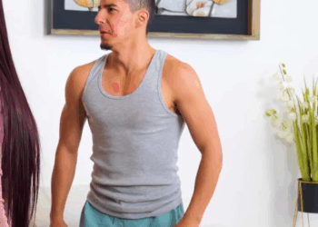 [COMPLETO] 0493H1030 S0083 Suegra trató de comprar a su nuera con el fin de separarla de su hijo, pero mira lo que pasó