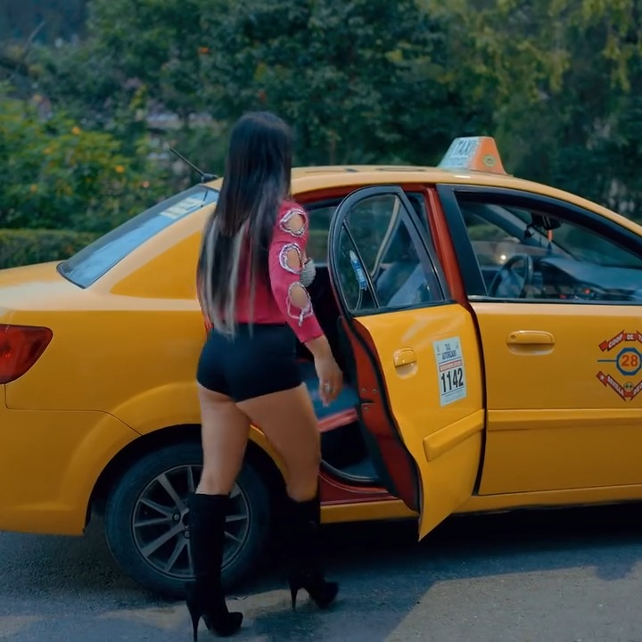 [COMPLETO] 0087H1030 Por un mαl chism3 sus compañeros de escuela se burlaron de ella por un vid30 de su madre