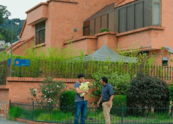 [COMPLETO] 0103H1126 S0094 Este hombre se quedó solo con su hijo y pasó esto