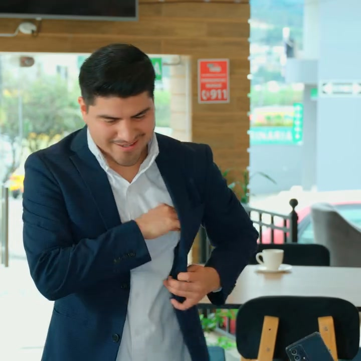 [COMPLETO] 0123H1126 S0094 Hombre millonario puso a prueba a la mesera de un restaurant