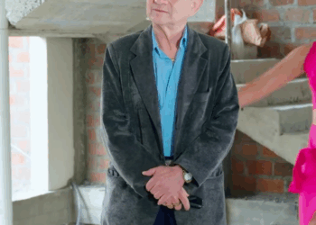 [COMPLETO] 0138H1126 S0094 Papá pone a prueba a sus hijas malcriadas para darles una lección de vida