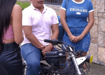 [COMPLETO] 0159H1126 S0095 Finge ser pobre para poner a prueba a su novia interesada #viral #motivacion #reflexiones #dinero Y