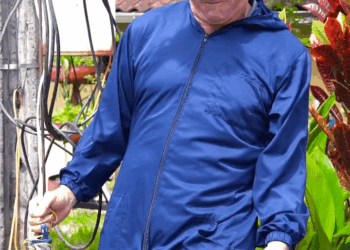 [COMPLETO] 0160H1126 S0095 Millonario pone a prueba a sus empleadas y le da una gran recompensa a la mas honesta #viral #dinero