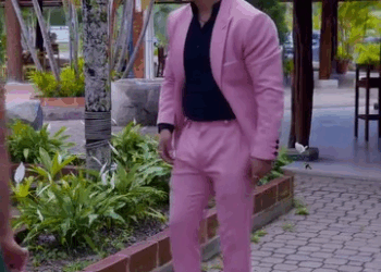 [COMPLETO] 0176H1126 S0095 Tamalera se convierte en modelo para ayudar a un desconocido Yomi