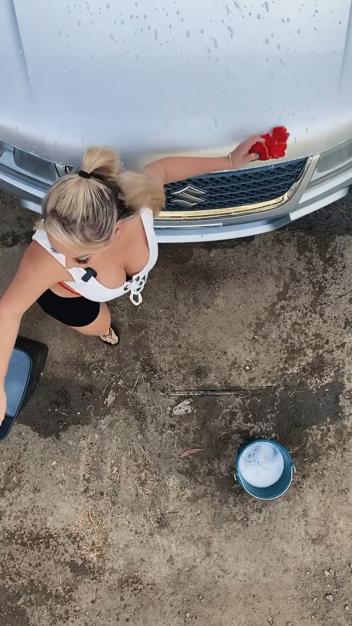 [COMPLETO] 0050H1126 S0087 Les pedí a estos chic0s que me ayudaran a lavar mi carr0 jeje La Mosquera Reflexiones