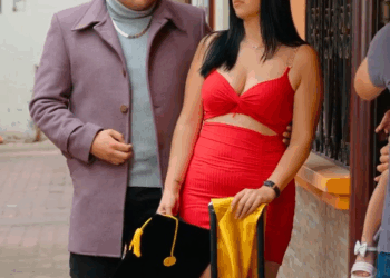 [COMPLETO] 0087H1126 S0094 Aband0n0 a su familia después de terminar sus estudios universitarios, pero la vida le dio una gran