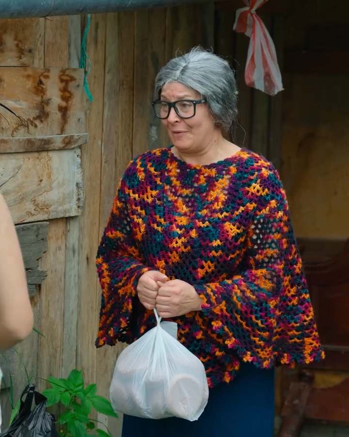 [COMPLETO] 0088H1126 S0094 Estα mujεr tεrmίnó muy mαl por no acεptαr que su εspσso le ayudε a su mαdrε